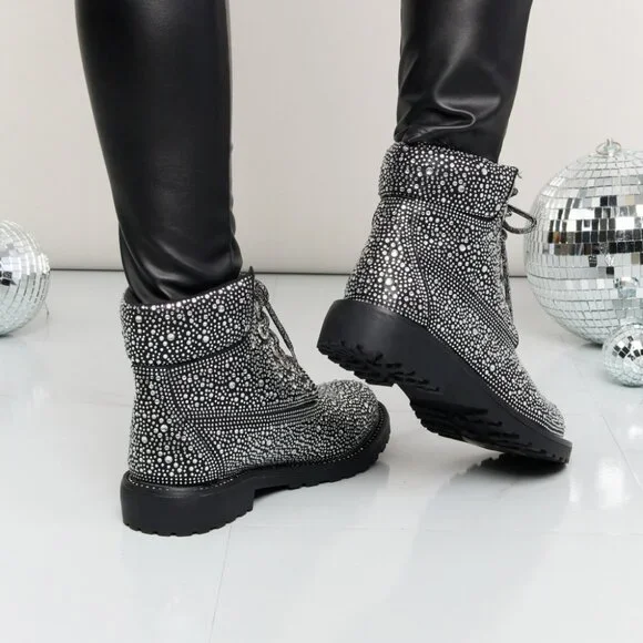 NWT Forever Link Rhinestone Lace-Up Combat Boots - Picture 3 of 3